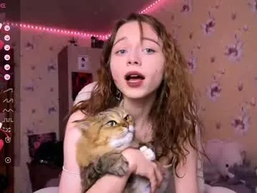 cathiefavuzzi – webcam model profile photo Image 7