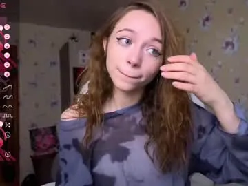 cathiefavuzzi – webcam model profile photo Image 8