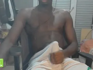 playussoftly – webcam model profile photo Image 15