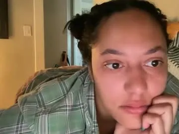 kimmie_ – webcam model profile photo Image 2