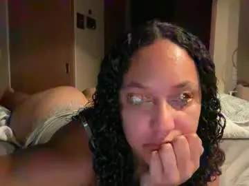 kimmie_ – webcam model profile photo Image 3