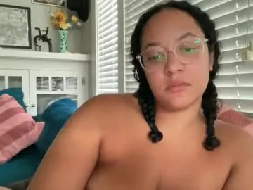 kimmie_ – webcam model profile photo Image 4