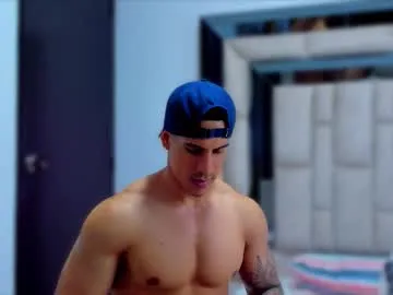 angelsofaurora – webcam model profile photo Image 14