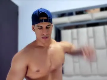 angelsofaurora – webcam model profile photo Image 2