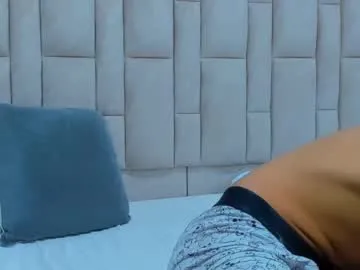 angelsofaurora – webcam model profile photo Image 8