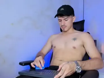 angelsofaurora – webcam model profile photo Image 3