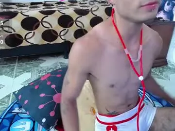 petites_perles – webcam model profile photo Image 11