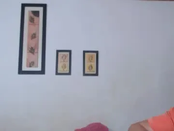 anabel054 – webcam model profile photo Image 18