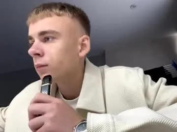 try_skip_me – webcam model profile photo Image 15