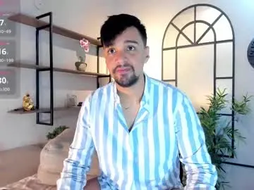 playussoftly – webcam model profile photo Image 10