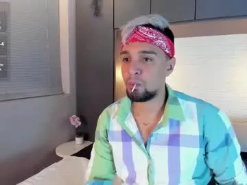 playussoftly – webcam model profile photo Image 2