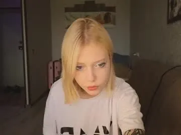 ErikaBonnie – webcam model profile photo Image 18