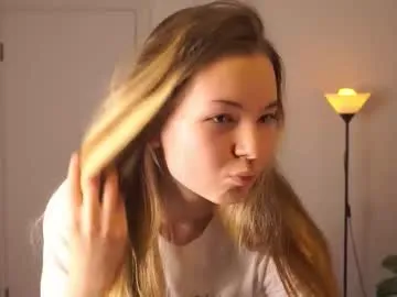 elizabethennals – webcam model profile photo