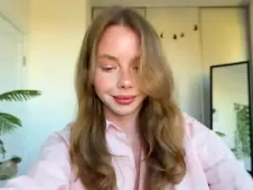 little_izzi – webcam model profile photo Image 19