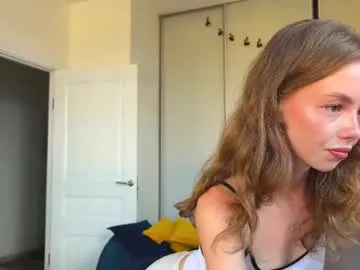 little_izzi – webcam model profile photo Image 5