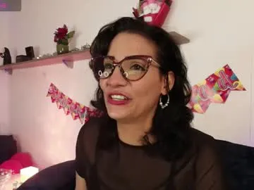 nini_beyker – webcam model profile photo Image 15