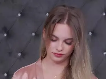 realtryit – webcam model profile photo Image 2