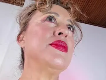 viiolett_lee – webcam model profile photo Image 18