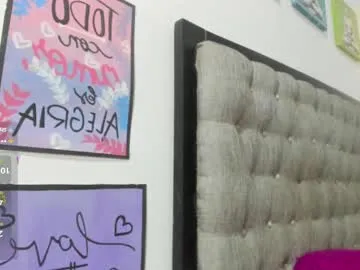 anabel054 – webcam model profile photo Image 8