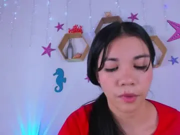 emahallee – webcam model profile photo Image 11