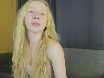 angelsofaurora – webcam model profile photo Image 8