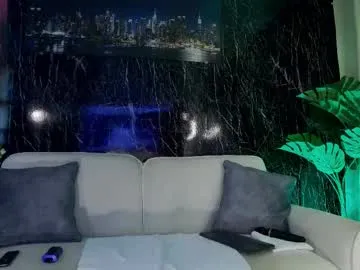 lina_kriss – webcam model profile photo Image 4