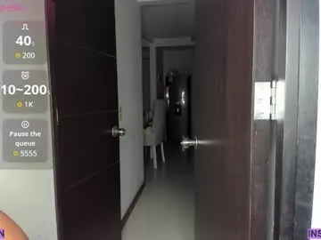 EvelynMills – webcam model profile photo Image 19