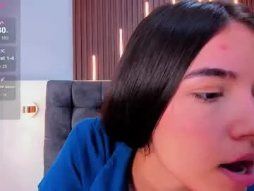 ninanoell – webcam model profile photo Image 15