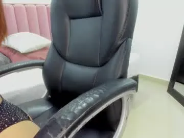 realtryit – webcam model profile photo Image 8