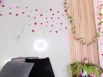 mia_greyy – webcam model profile photo Image 16