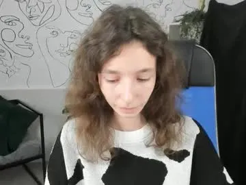 heyskylar – webcam model profile photo Image 11