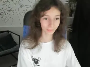 heyskylar – webcam model profile photo Image 13