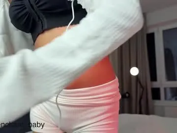 cinacandy – webcam model profile photo Image 4