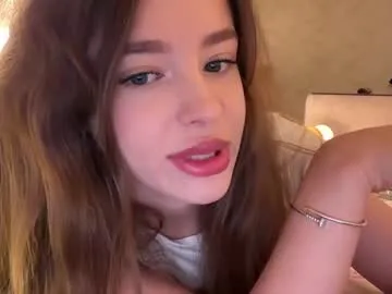 emiilycampbell – webcam model profile photo Image 16