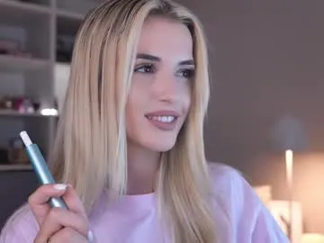 loving_ladies – webcam model profile photo Image 4