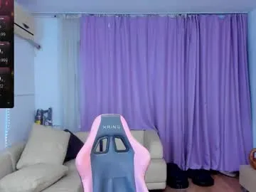 cherry_berry56 – webcam model profile photo Image 19