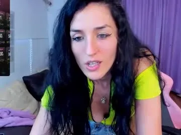 cherry_berry56 – webcam model profile photo Image 6