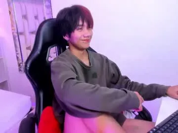 playussoftly – webcam model profile photo Image 15