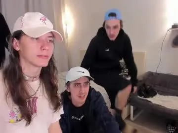 anika_heir – webcam model profile photo Image 11