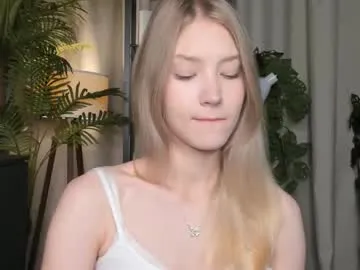 vanessakleiner – webcam model profile photo Image 12