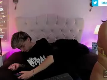 wet_dreamm22 – webcam model profile photo Image 12