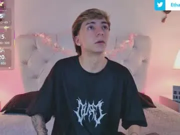 wet_dreamm22 – webcam model profile photo Image 18