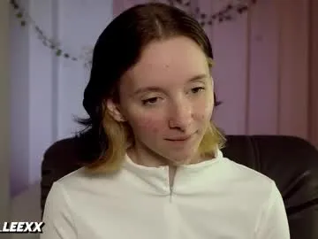 yes_mommy_zlata – webcam model profile photo Image 16