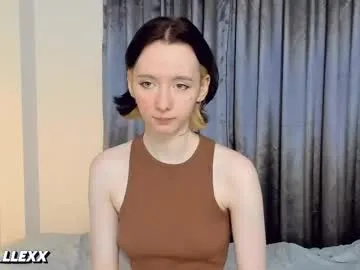 yes_mommy_zlata – webcam model profile photo Image 4