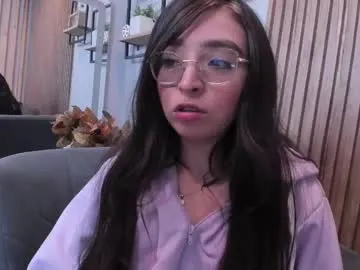 kat2025 – webcam model profile photo Image 15