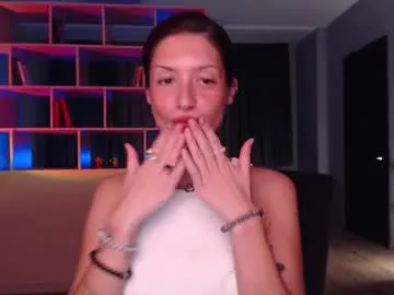 your_dolls – webcam model profile photo Image 13