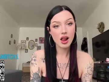 aaronyperla – webcam model profile photo Image 5