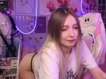 holyhee – webcam model profile photo Image 3