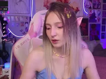 holyhee – webcam model profile photo Image 5