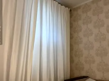 miss_anna909 – webcam model profile photo Image 7